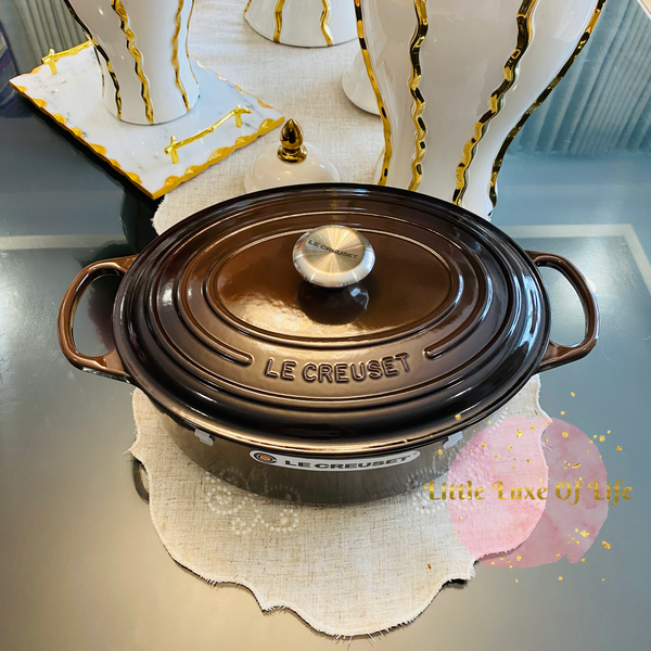 Le Creuset Signature Enameled Cast Iron Oval Dutch Oven, 6 3/4-Qt.- GANACHE