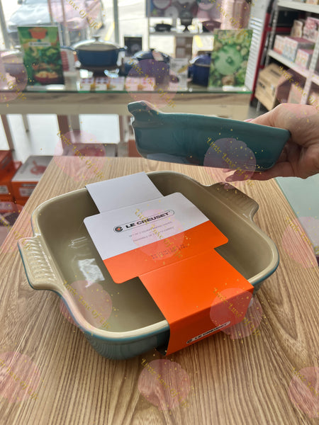 Le Creuset Heritage 2-Piece Square Baking Dish Set - 5" dish (18 oz.) & 8" dish (2 qt.) - CARIBBEAN