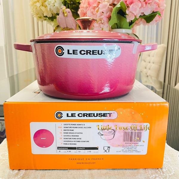 Le Creuset Signature Round Dutch Oven 3.5qt 22cm - BERRY