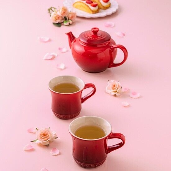 Le Creuset Teapot with 2 Mugs Set - CERISE