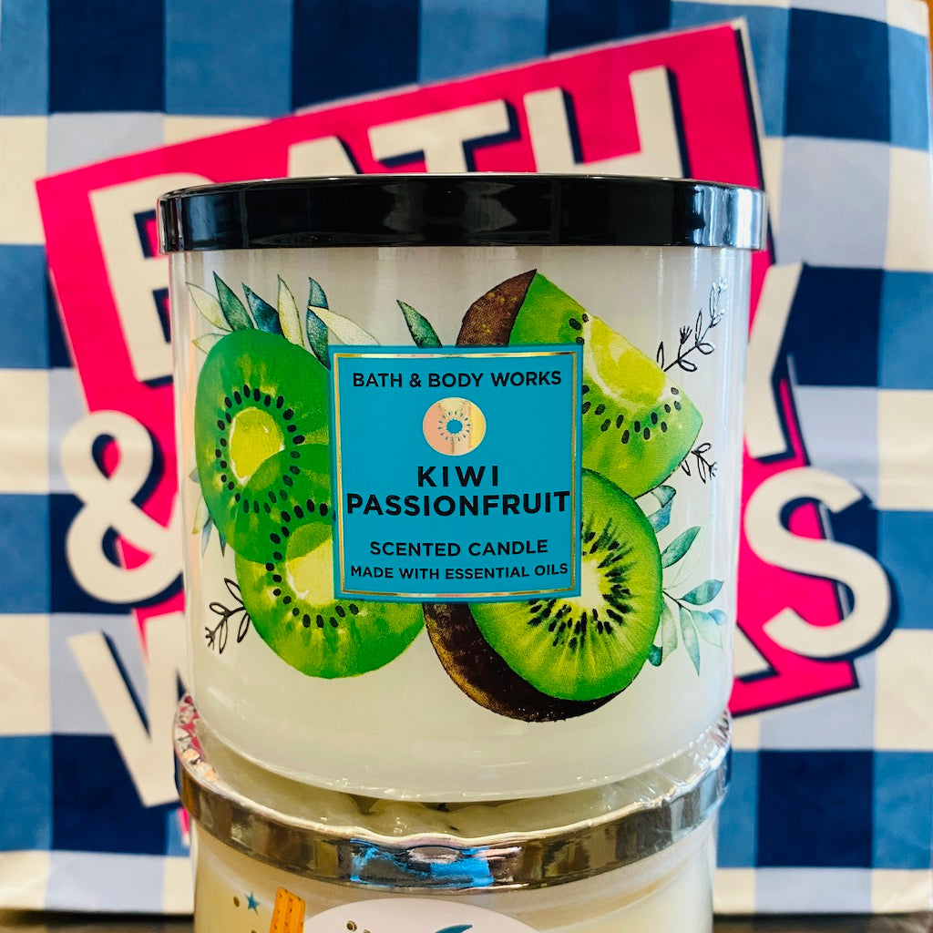 Bath & Body Works ALOHA KIWI PASSIONFRUIT 3wick Candle 14.5 oz / 411