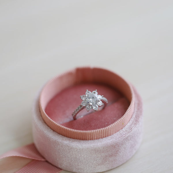 PURE 925 SILVER Yasmin Ring