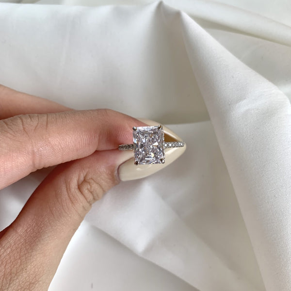 PURE 925 SILVER Lindsey Ring