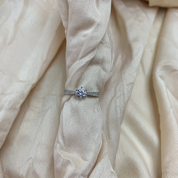 PURE 925 SILVER Ariana Ring