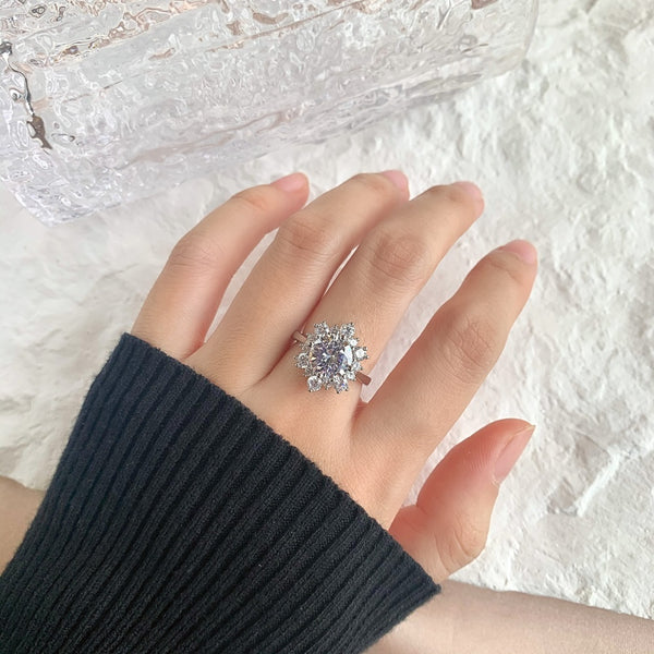 PURE 925 SILVER Fleur Ring