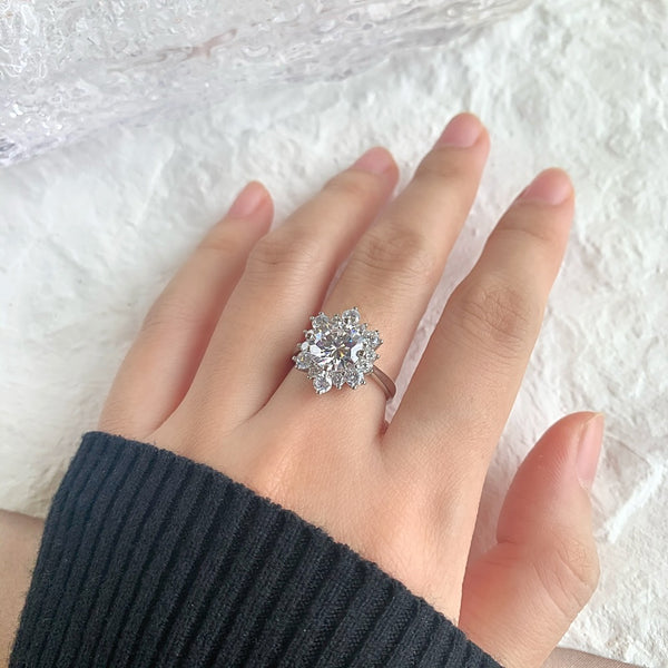 PURE 925 SILVER Fleur Ring
