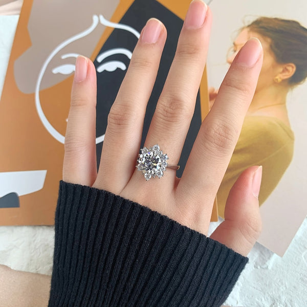 PURE 925 SILVER Fleur Ring
