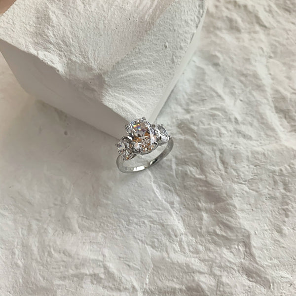 PURE 925 SILVER Cristina Ring