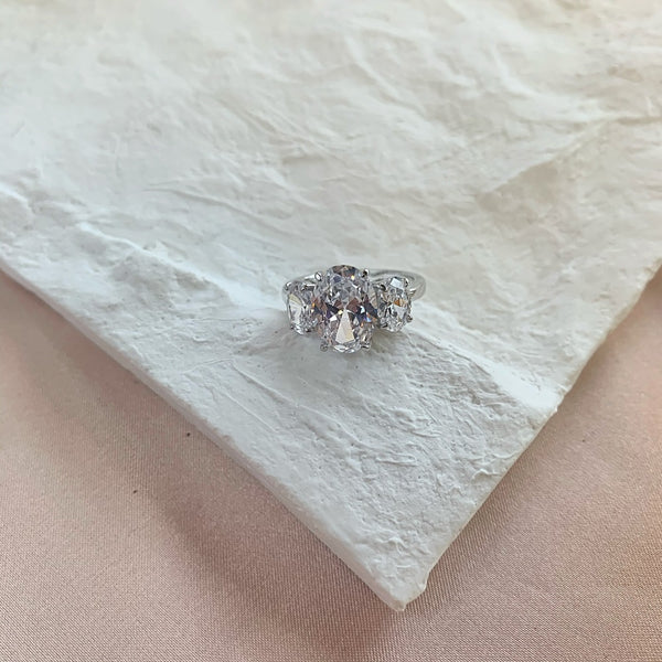 PURE 925 SILVER Cristina Ring