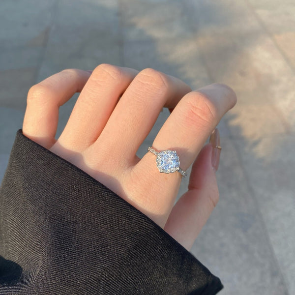 PURE 925 SILVER Leona Ring