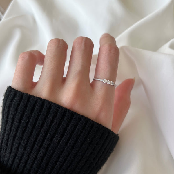 PURE 925 SILVER Alliyah Ring