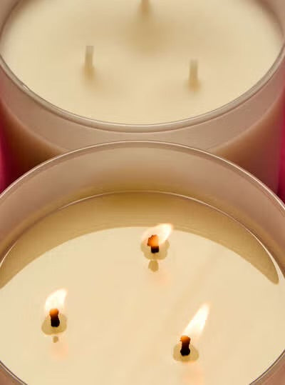Bath & Body Works 🇺🇸 TWISTED PEPPERMINT 3-wick Candle 14.5 oz / 411 g
