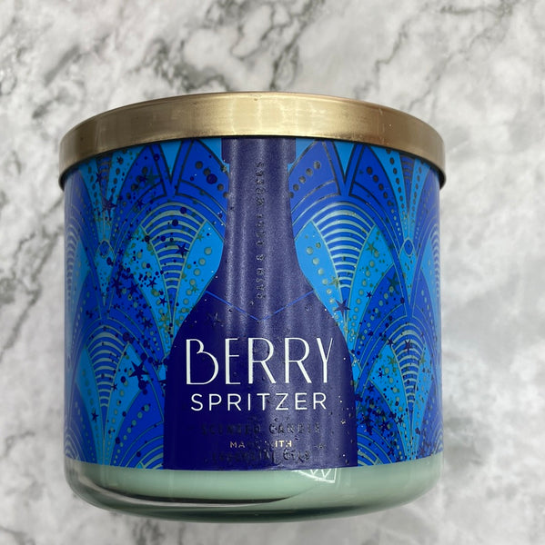 Bath & Body Works Berry Spritzer 3-wick Candle   14.5 oz / 411 g