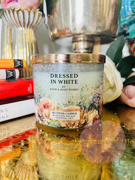 Bath & Body Works 🇺🇸 DRESSED IN WHITE 3-wick Candle 14.5 oz / 411 g