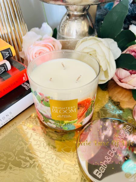Bath & Body Works 🇺🇸 BRIGHTEST BLOOM 3-wick Candle 14.5 oz / 411 g