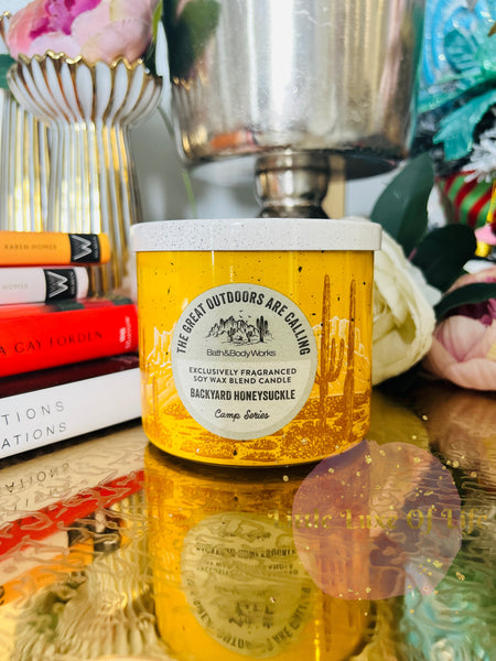 Bath & Body Works 🇺🇸 BACKYARD HONEYSUCKLE 3-wick Candle 14.5 oz / 411 g