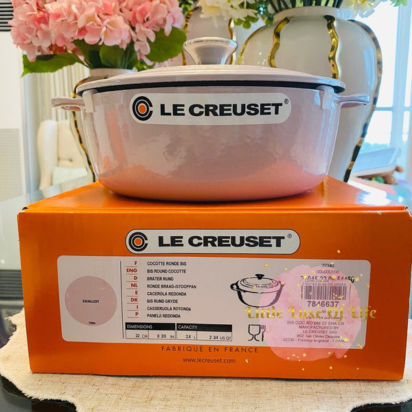 Le Creuset Shallow Round Oven 2.75QT 22cm - SHALLOT