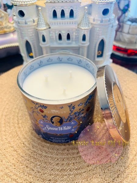 Bath & Body Works 🇺🇸 Disney SNOW WHITE 3-wick Candle 14.5 oz / 411 g