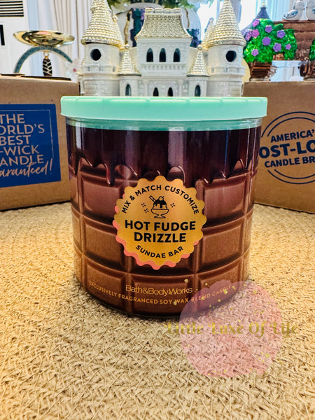 Bath & Body Works 🇺🇸 HOT FUDGE DRIZZLE 3-wick Candle 14.5 oz / 411 g