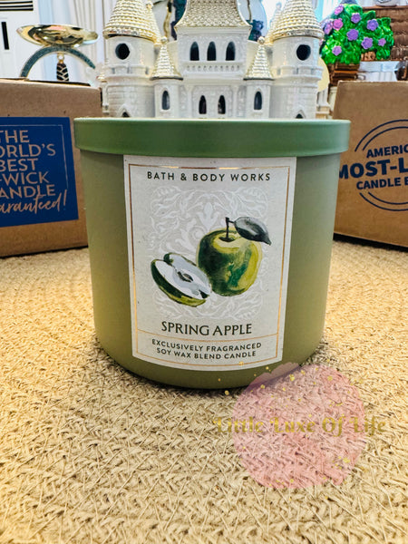 Bath & Body Works 🇺🇸 SPRING APPLE 3-wick Candle 14.5 oz / 411 g