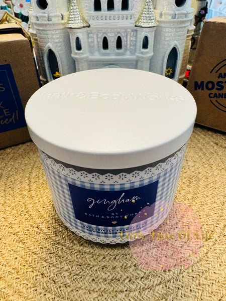 Bath & Body Works 🇺🇸 GINGHAM 3-wick Candle 14.5 oz / 411 g