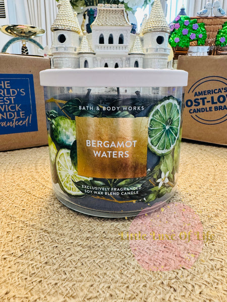 Bath & Body Works 🇺🇸 BERGAMOT WATERS 3-wick Candle 14.5 oz / 411 g