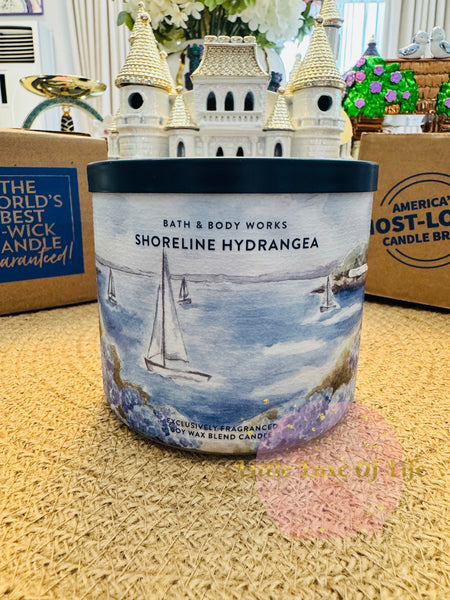 Bath & Body Works 🇺🇸 SHORELINE HYDRANGEA 3-wick Candle 14.5 oz / 411 g