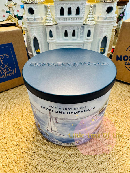 Bath & Body Works 🇺🇸 SHORELINE HYDRANGEA 3-wick Candle 14.5 oz / 411 g
