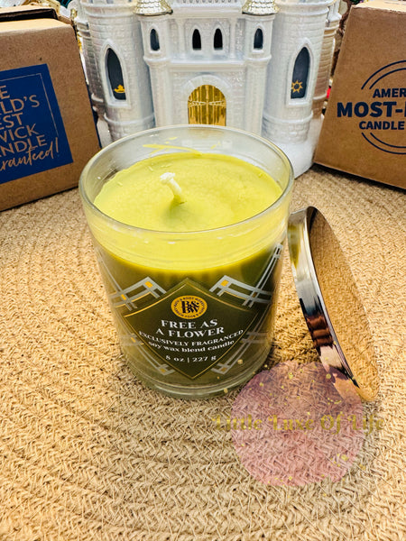 Bath & Body Works 🇺🇸 FREE AS A FLOWER single-wick Candle 8 oz / 227g