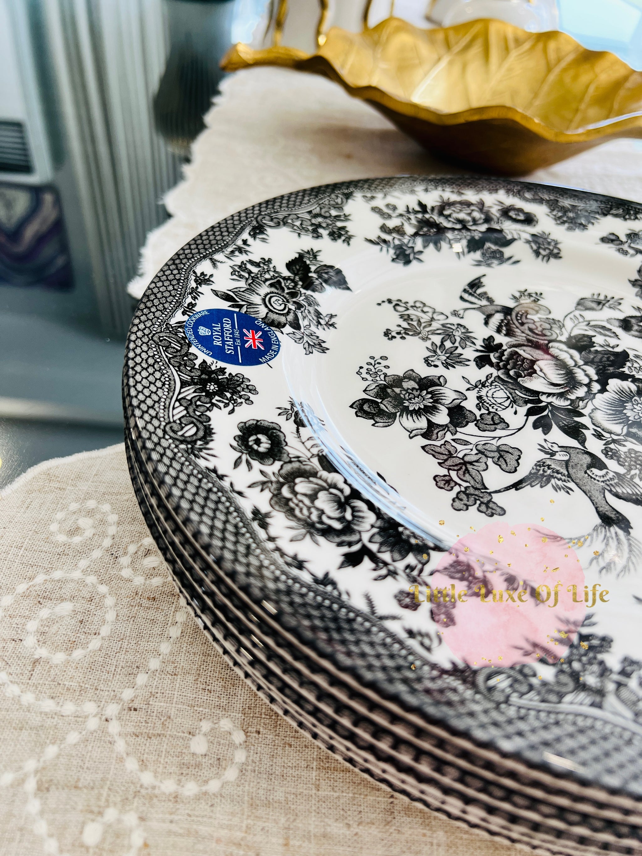 Royal Stafford Ceramic Asiatic Pheasant Dinner Plates 11