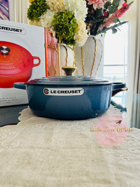 Le Creuset Signature Round Wide Oven 6.75qt 30cm - CHAMBRAY