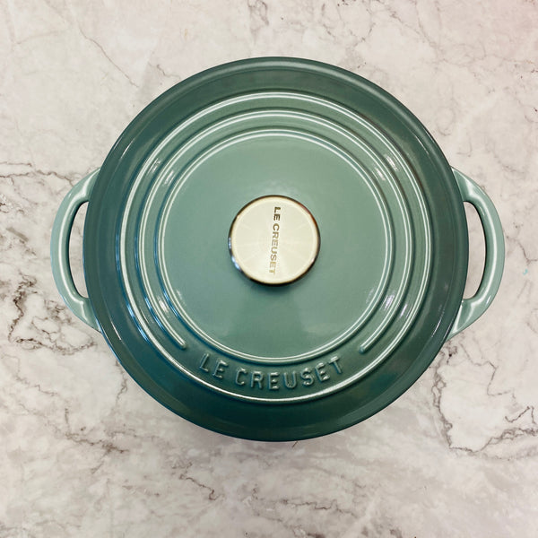 Le Creuset Shallow Round Oven 2.75QT 22cm - SEA SALT