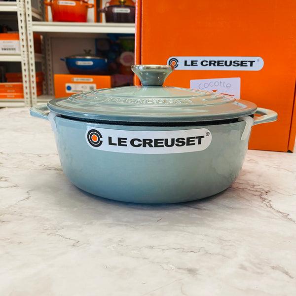 Le Creuset Shallow Round Oven 2.75QT 22cm - SEA SALT