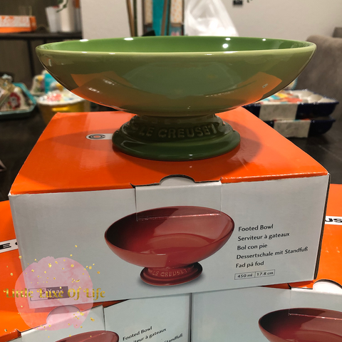 Le Creuset Footed Serving Bowl 14 oz - PALM