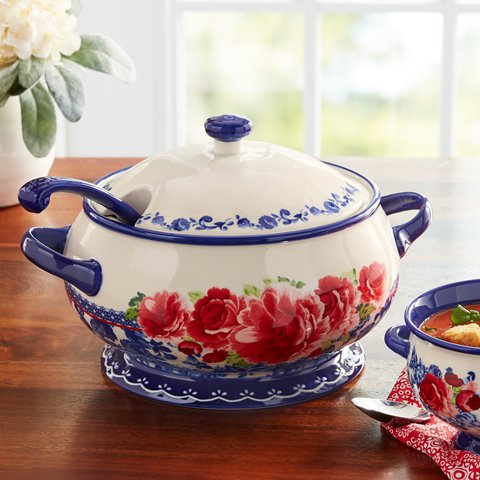 The Pioneer Woman Cheerful Rose 4-Quart Dutch Oven