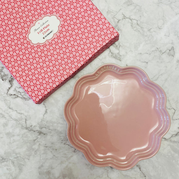 Le Creuset Frill Plate - SATIN PINK