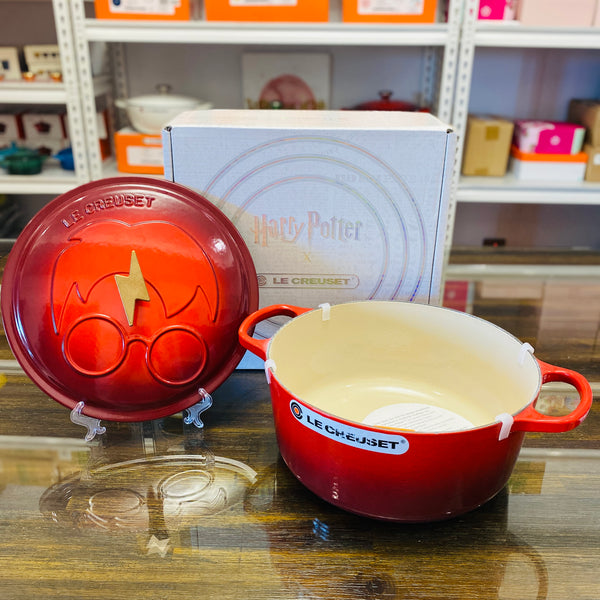 Le Creuset Enameled Cast Iron HARRY POTTER™ Round Dutch Oven 5.5qt