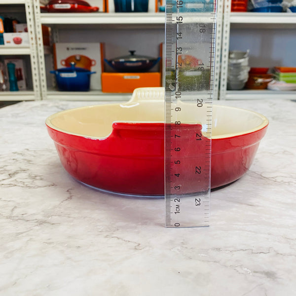 Le Creuset Round Dish 24cm - CERISE